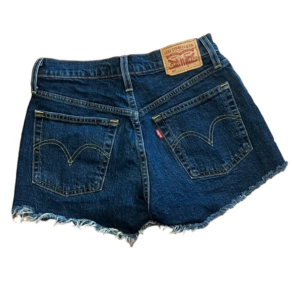 Levi’s 501 medium wash button fly cut off denim shorts - Picture 2 of 11